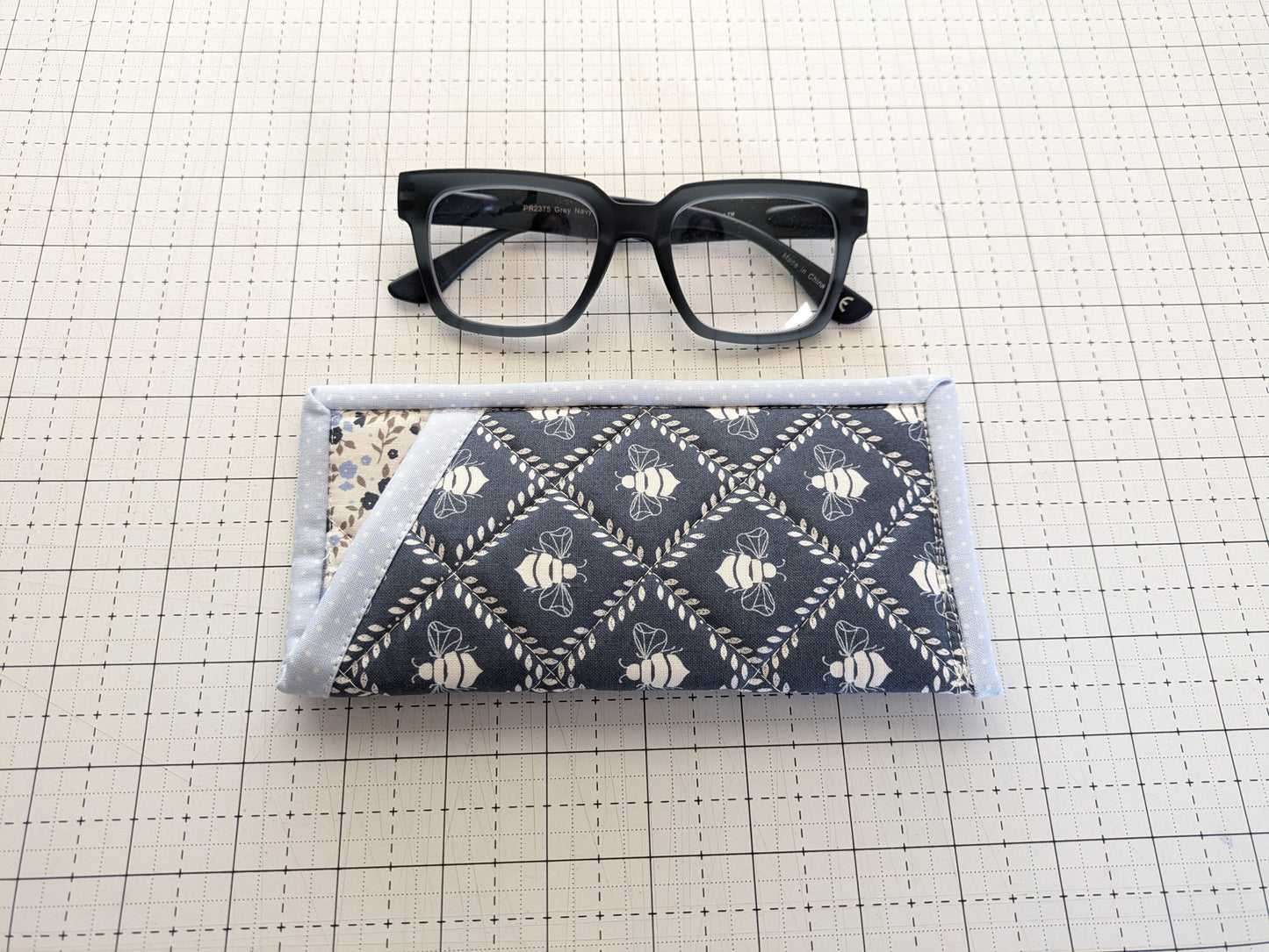 Lennon Eyeglasses Pouch PDF Pattern - Instant Download