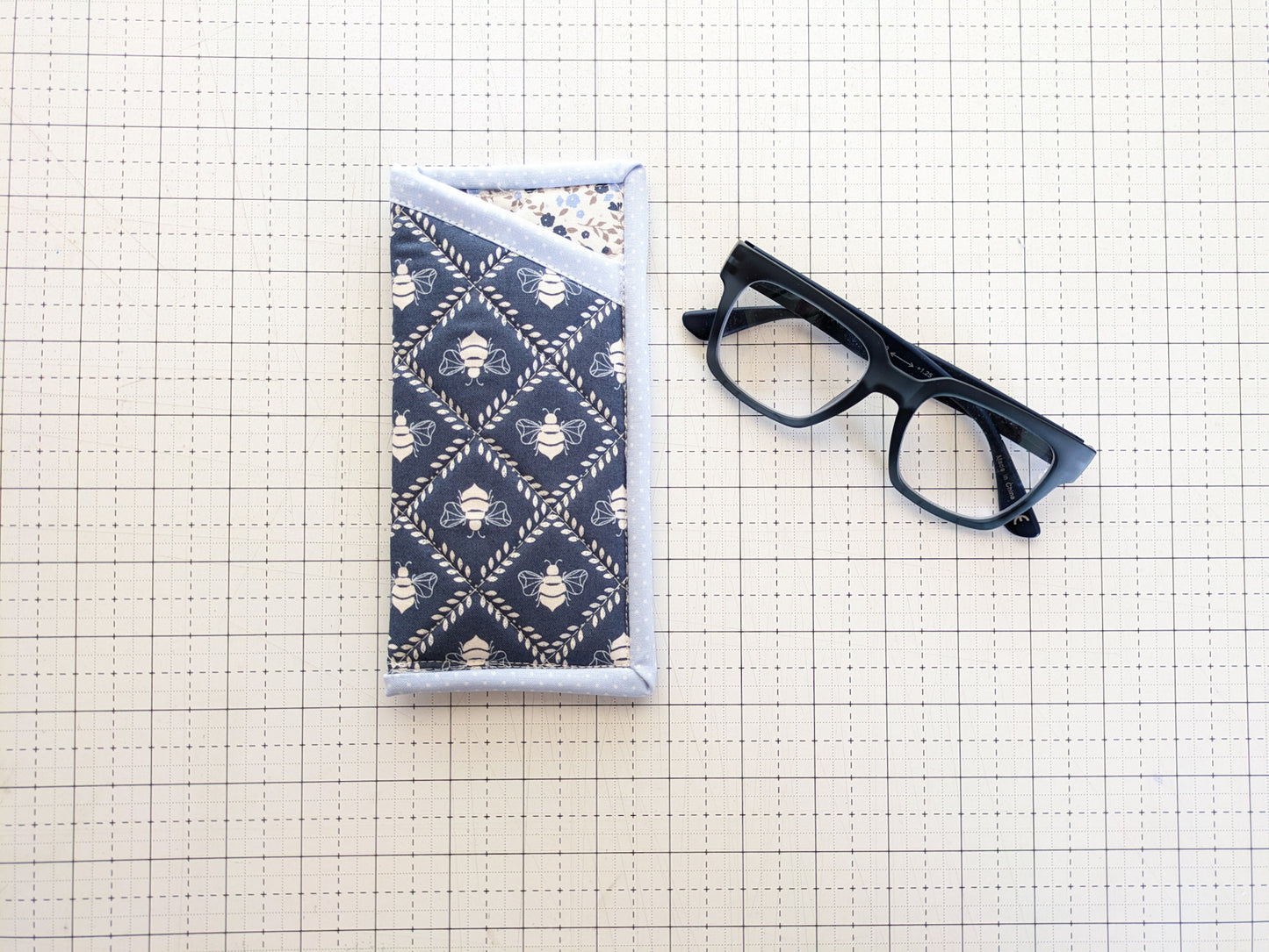 Lennon Eyeglasses Pouch PDF Pattern - Instant Download