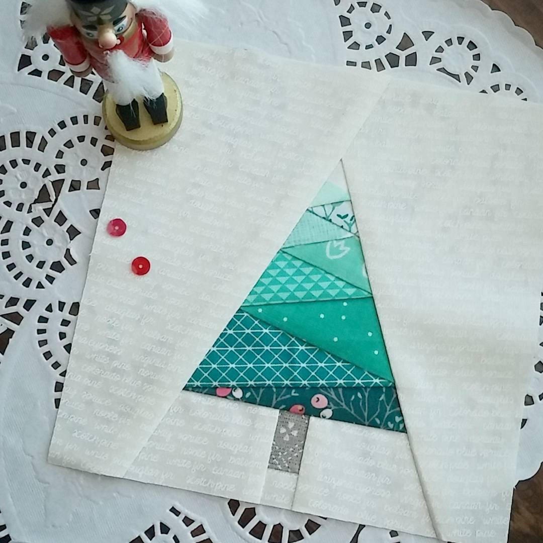 Geometric Christmas Tree Foundation Paper Piecing Quilt Block PDF Pattern - Instant Download