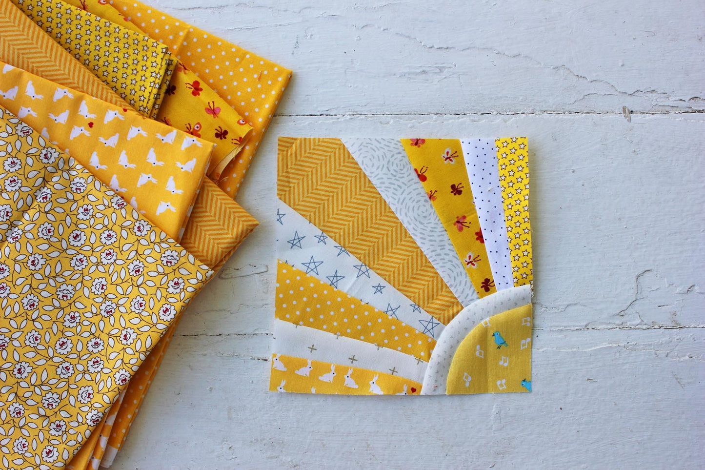 Sunny Days Mini Quilt PDF Pattern - Instant Download
