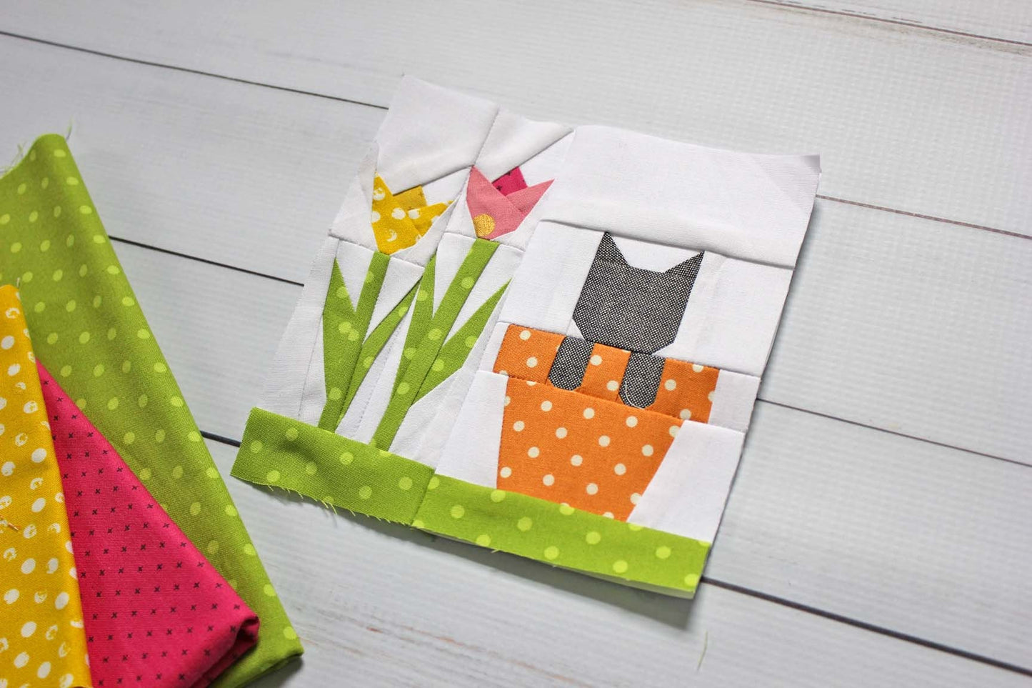 Spring Kitty Foundation Paper Piecing Quilt Block PDF Pattern - Instant Download