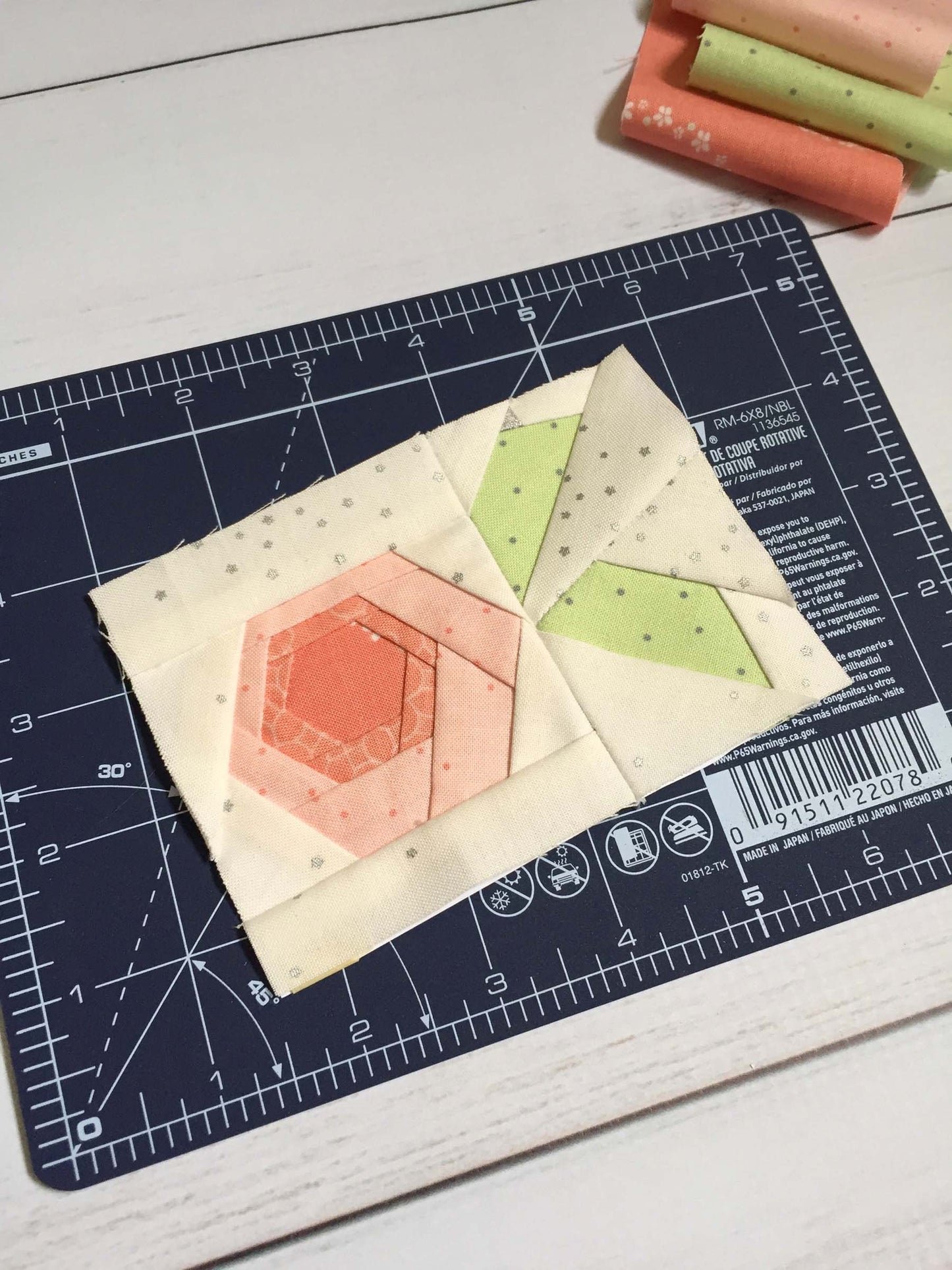 Hexie Flower Foundation Paper Piecing Quilt Block PDF Pattern - Instant Download