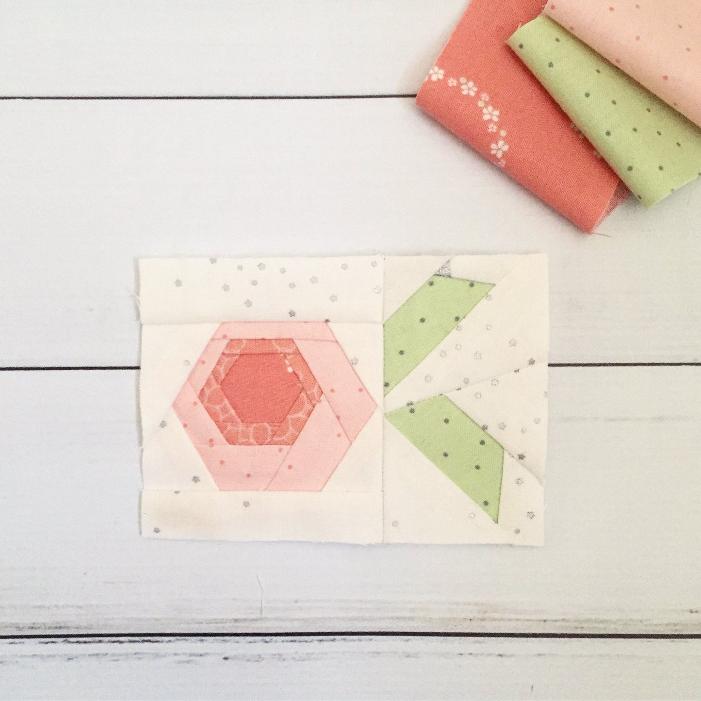 Hexie Flower Foundation Paper Piecing Quilt Block PDF Pattern - Instant Download