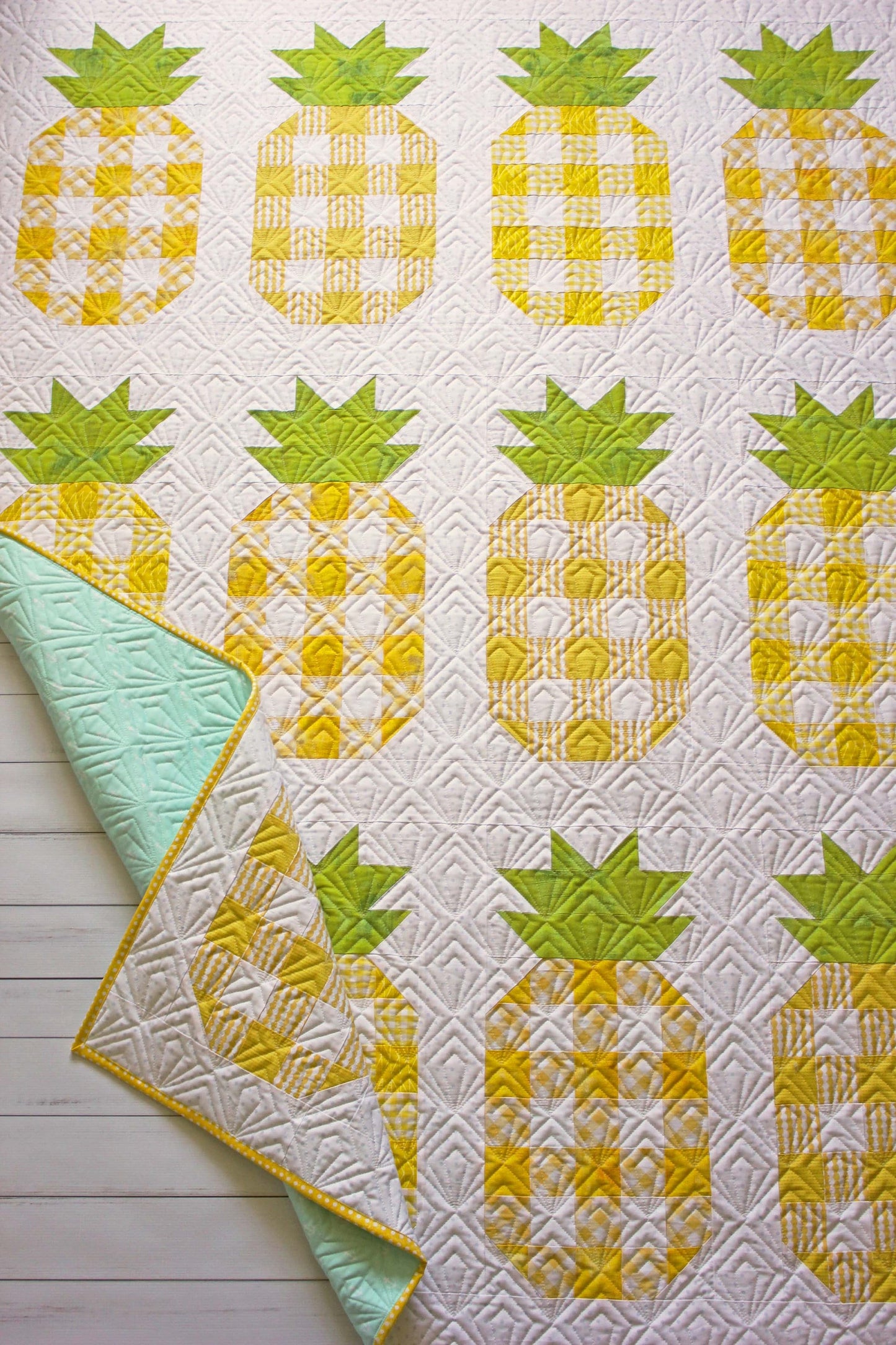 Plaid Pineapples Quilt PDF Pattern - Instant Download