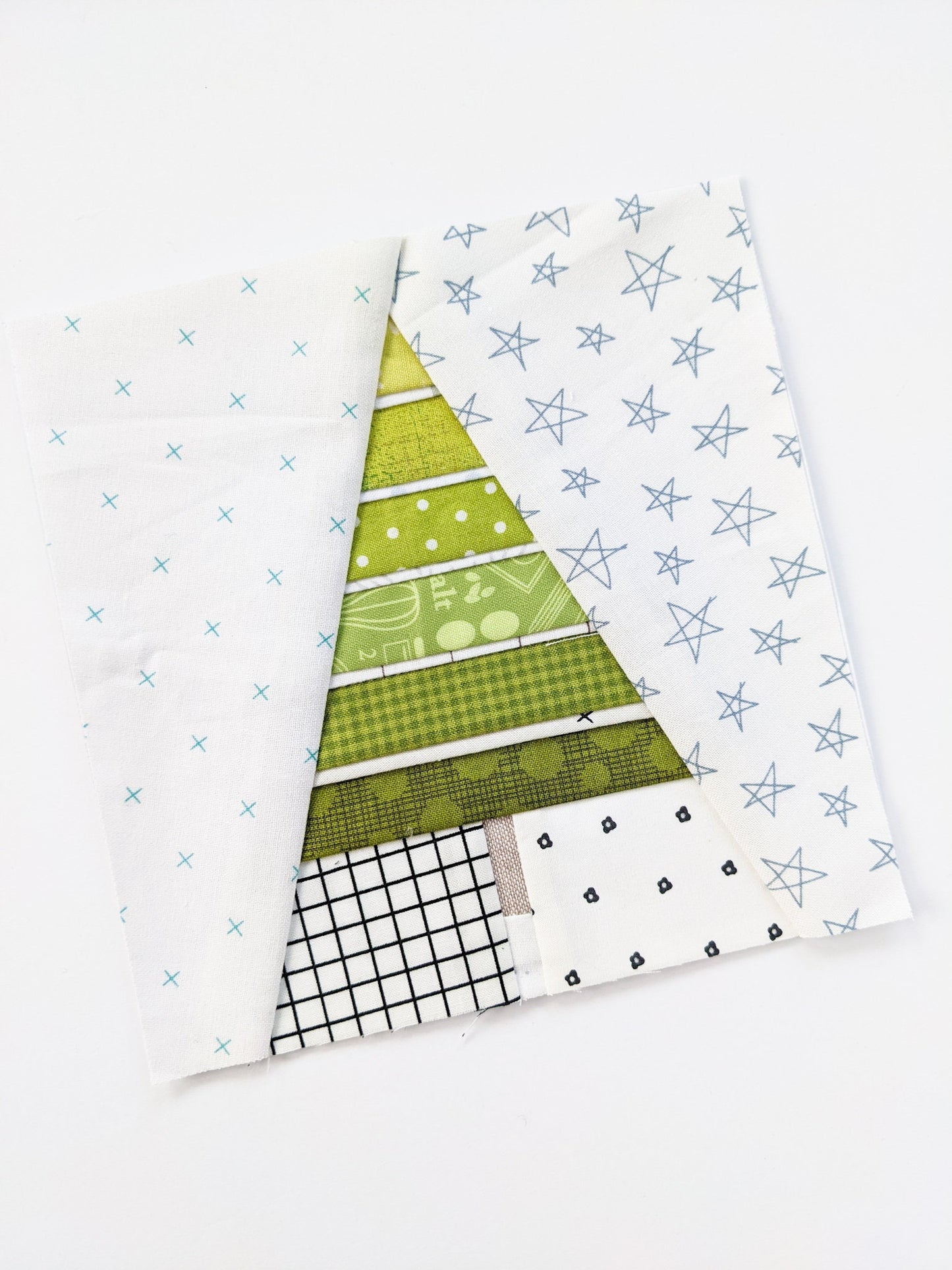 Garland Trees Foundation Paper Piecing Quilt Block PDF Pattern - Instant Download