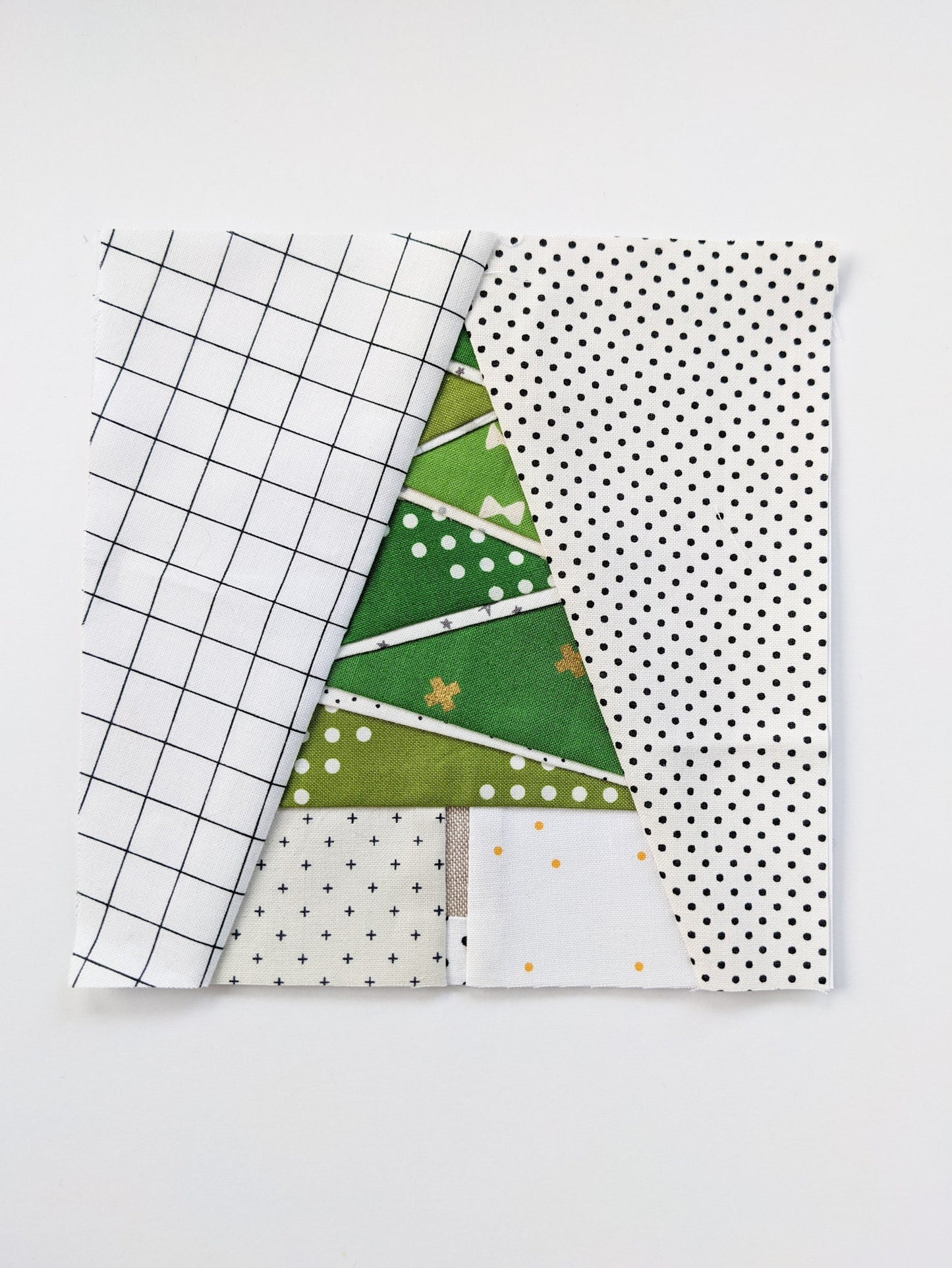 Garland Trees Foundation Paper Piecing Quilt Block PDF Pattern - Instant Download
