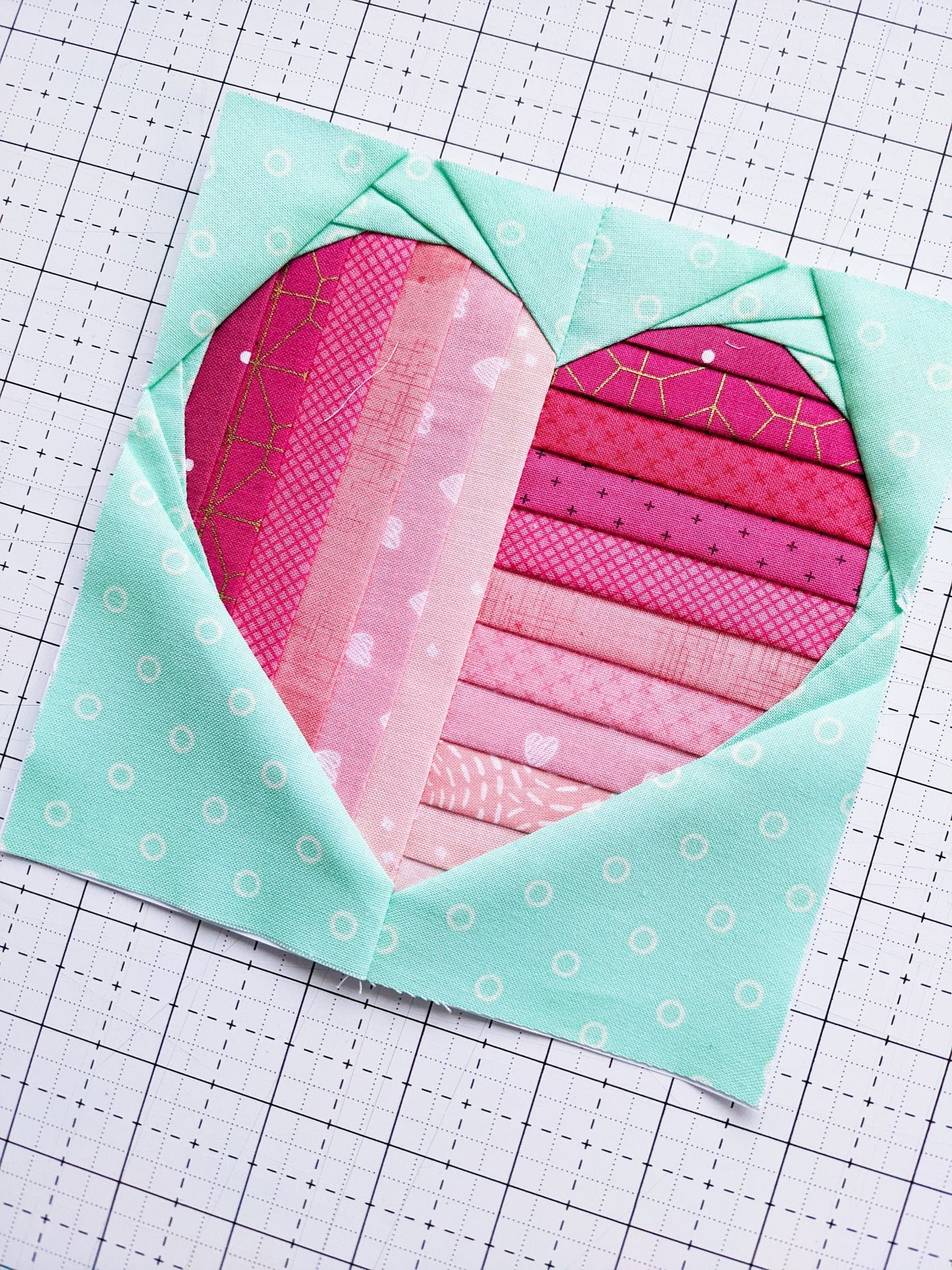 Mod Heart Foundation Paper Piecing Quilt Block PDF Pattern - Instant Download