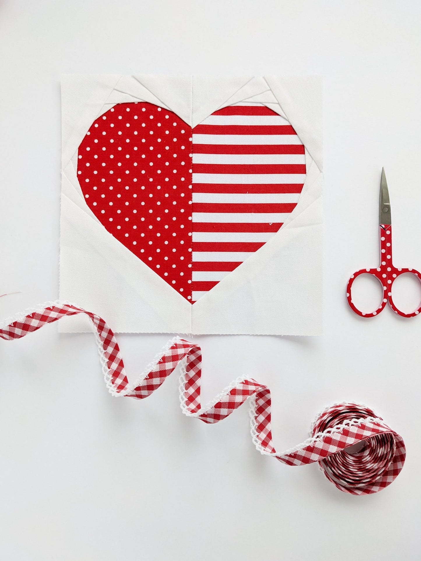 Classic Heart Foundation Paper Piecing Quilt Block PDF Pattern - Instant Download