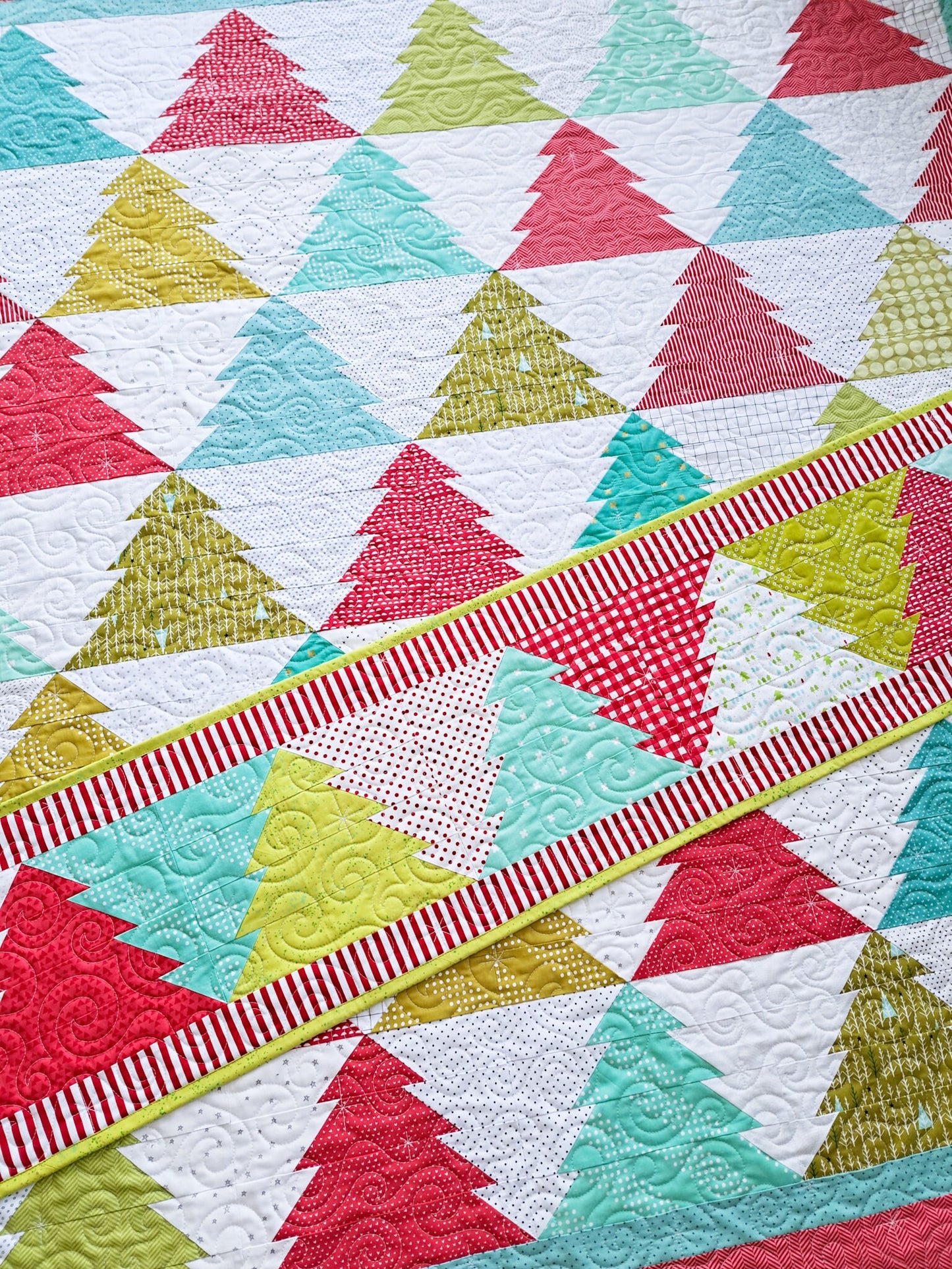 Merry Little Trees Quilt and Table Runner PDF Pattern Bundle - Instant Download