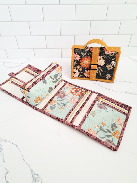 Wholesale: Nightingale Zipper Case Paper Pattern